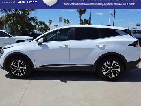 Used 2023 Kia Sportage EX FWD image 5