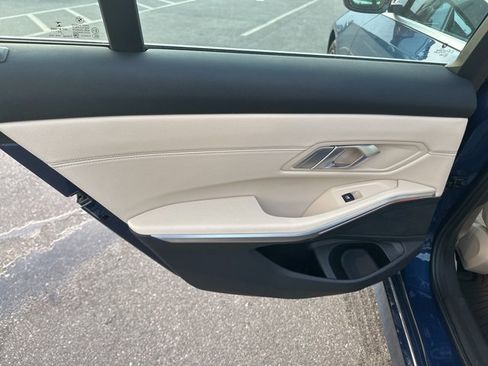 Used 2021 BMW 330i xDrive Sedan w/ Premium Package image 22