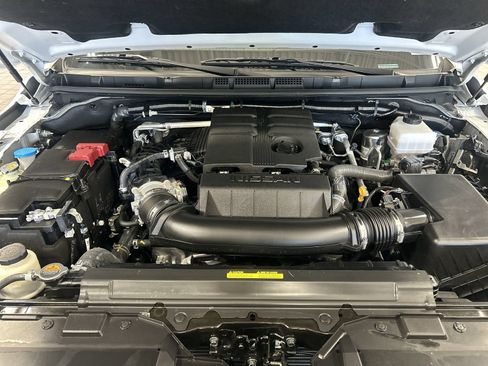 Certified 2024 Nissan Frontier SV w/ Technology Package AWD/4WD image 33