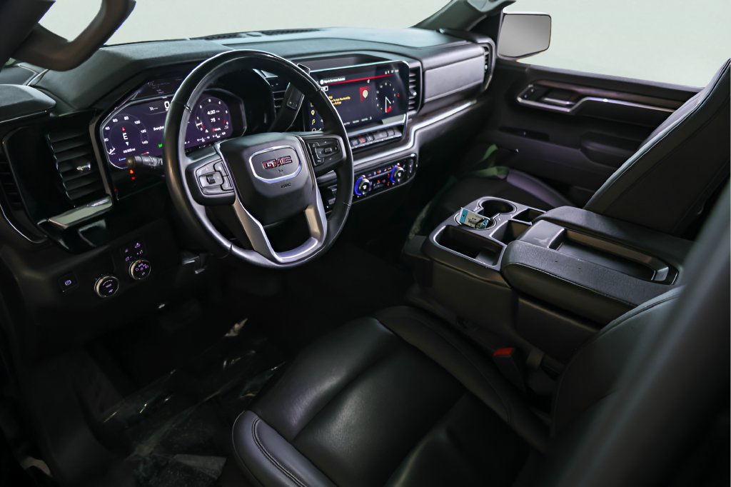 Used 2026 GMC Sierra 1500 SLT RWD image 12