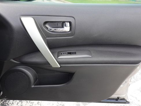 Used 2015 Nissan Rogue S w/ Convenience Package FWD image 23