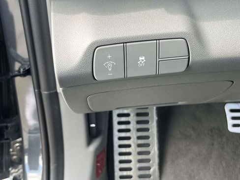New 2026 Hyundai Elantra SEL Sport Premium FWD image 11