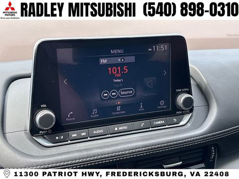 Used 2023 Nissan Rogue SV w/ SV Premium Package image 8