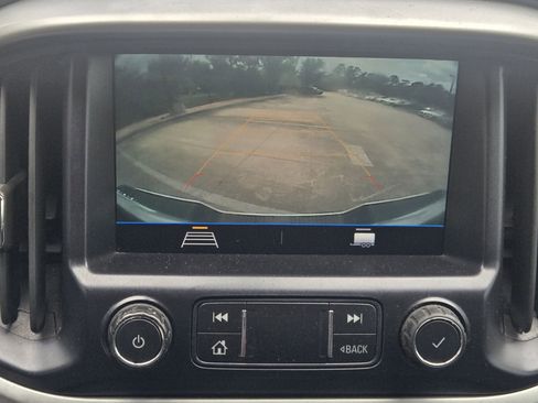 Used 2021 Chevrolet Colorado LT RWD image 17