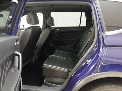 Used 2022 Volkswagen Tiguan SEL R-Line image 15