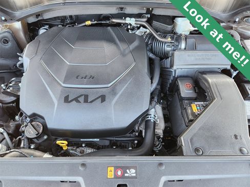 Used 2025 Kia Telluride S image 32