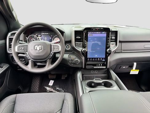New 2026 RAM 1500 Big Horn AWD/4WD image 25