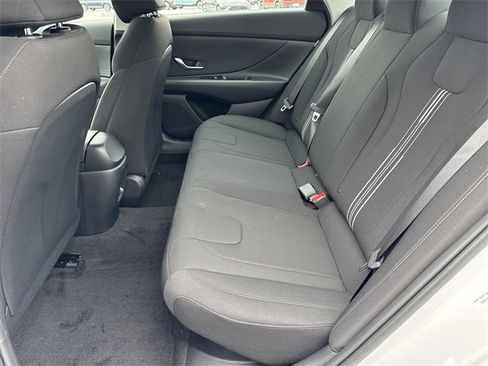 New 2026 Hyundai Elantra Blue image 20