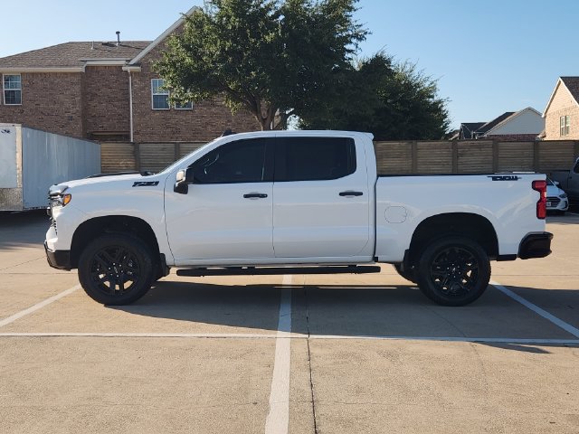 Used 2025 Chevrolet Silverado 1500 LT Trail Boss w/ Convenience Package II AWD/4WD image 12