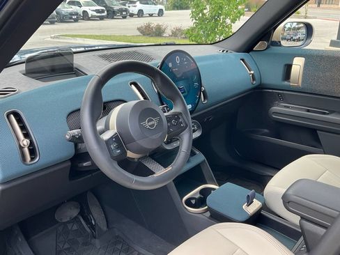Used 2025 MINI Cooper Countryman S w/ Comfort Package Max AWD/4WD image 11