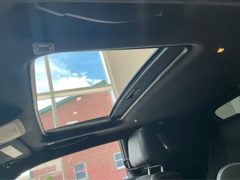 Used 2022 Dodge Challenger SRT Hellcat RWD image 27
