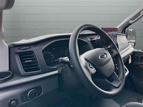 Used 2024 Ford Transit 350 XL image 12