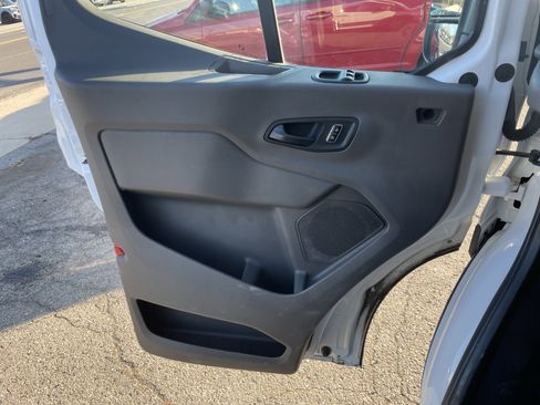 Used 2023 Ford Transit 350 XLT image 15