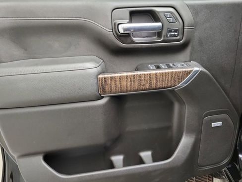 Certified 2022 GMC Sierra 2500 Denali w/ Denali Ultimate Package image 17