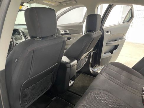 Used 2017 Chevrolet Equinox LT w/ Convenience Package FWD image 13