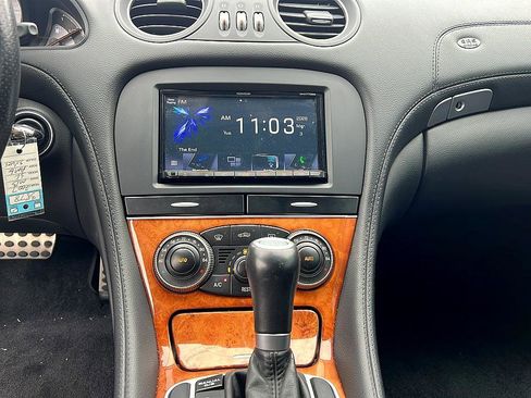 Used 2007 Mercedes-Benz SL 55 AMG image 21