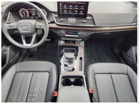 Certified 2023 Audi Q5 2.0T Premium Plus w/ Premium Plus Package AWD/4WD image 26