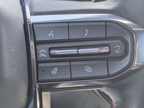 Used 2024 GMC Canyon AT4X w/ AT4X AEV Edition AWD/4WD image 26