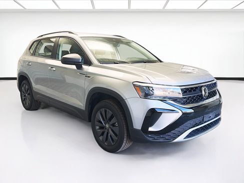 Used 2024 Volkswagen Taos S image 3