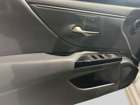 Certified 2023 Lexus ES 250 w/ Premium Package AWD/4WD image 21