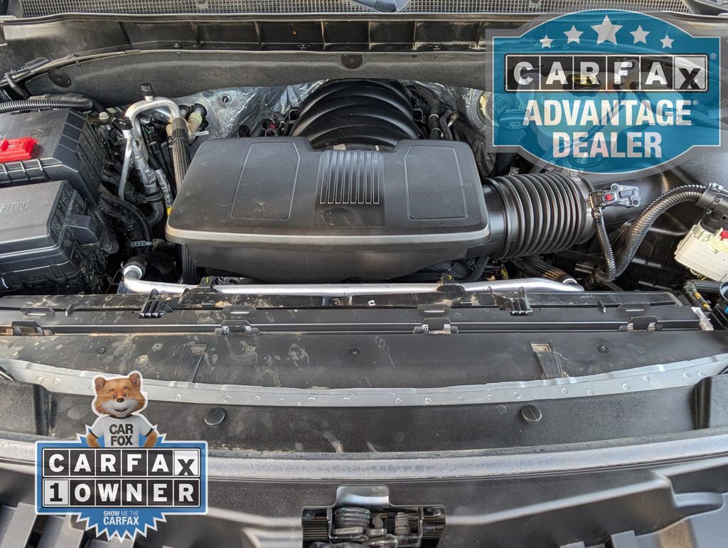Used 2024 Chevrolet Suburban High Country AWD/4WD image 36