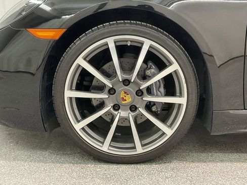 Used 2017 Porsche 718 Cayman RWD image 29
