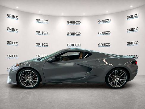 Used 2024 Chevrolet Corvette Z06 RWD image 4
