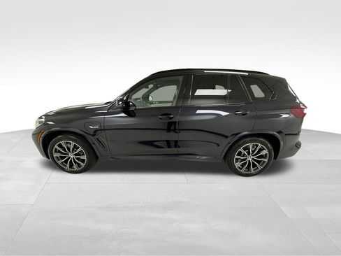 Used 2022 BMW X5 xDrive45e w/ M Sport Package image 4