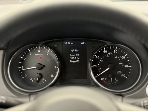 Used 2020 Nissan Rogue SL image 13