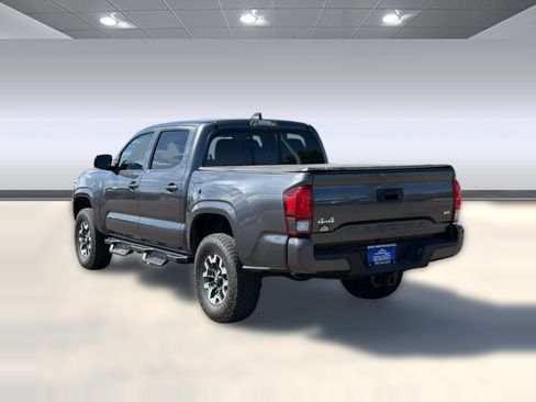 Used 2020 Toyota Tacoma SR AWD/4WD image 3