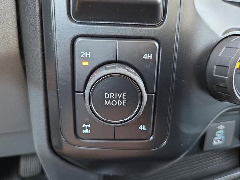 New 2026 Ford F250 XL w/ XL Off-Road Package image 15