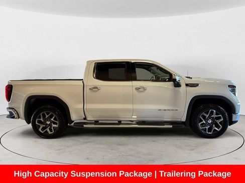 Used 2023 GMC Sierra 1500 SLT w/ SLT Premium Package AWD/4WD image 7