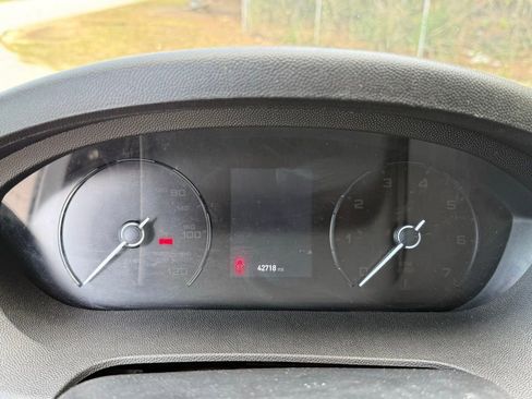Used 2025 RAM ProMaster 2500 w/ Convenience Group FWD image 21