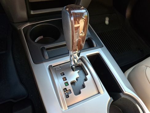 Used 2021 Toyota 4Runner Limited AWD/4WD image 15