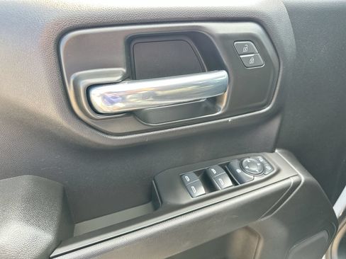 Used 2025 Chevrolet Silverado 1500 Custom AWD/4WD image 13