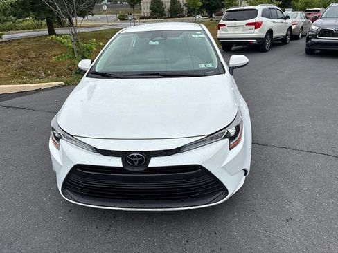 Used 2024 Toyota Corolla LE FWD image 19