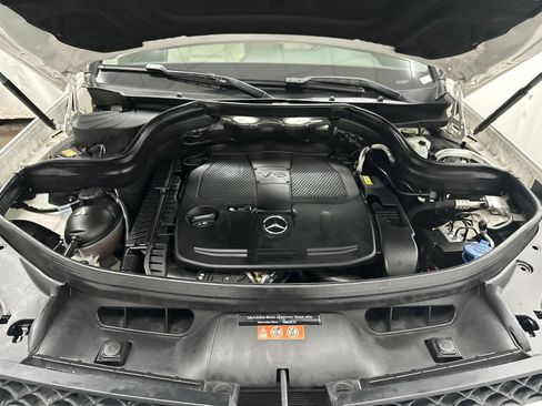 Used 2015 Mercedes-Benz GLK 350 2WD image 12