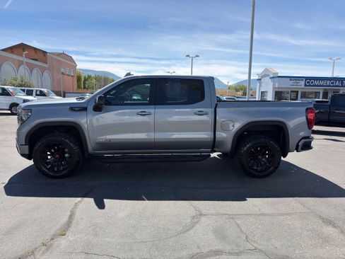 Used 2024 GMC Sierra 1500 AT4 w/ Technology Package image 5
