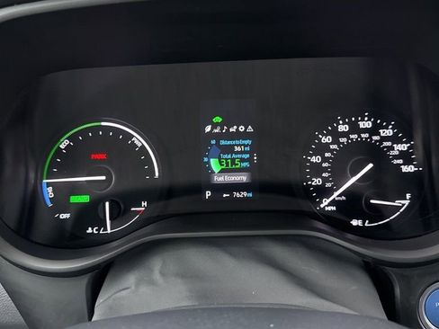 Used 2022 Toyota Sienna XSE w/ XSE Plus Package image 17