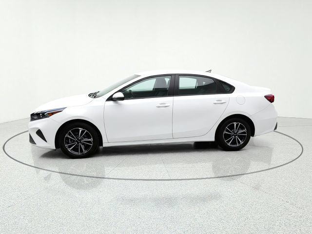 Certified 2023 Kia Forte LXS w/ LXS Technology Package FWD image 2