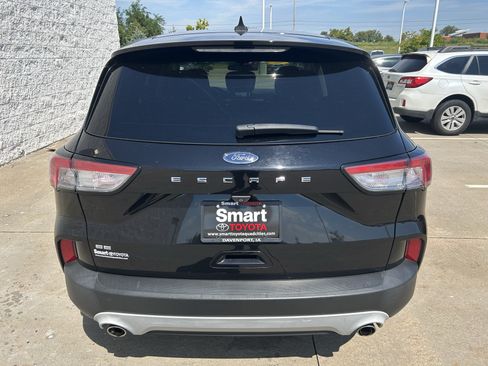 Used 2021 Ford Escape SE w/ Convenience Package FWD image 5