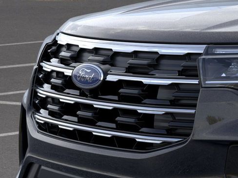 New 2026 Ford Explorer Active w/ Active Comfort Package image 17