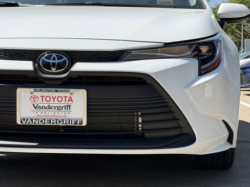 New 2026 Toyota Corolla LE image 9