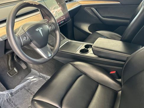 Used 2023 Tesla Model Y Long Range AWD/4WD image 10