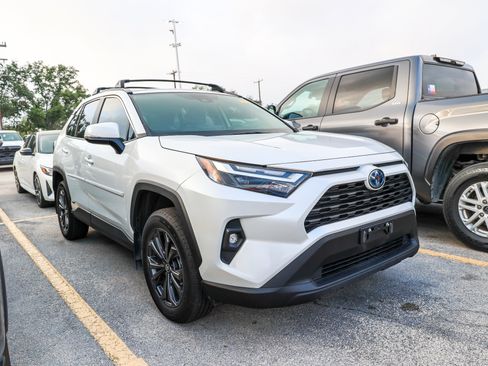 Certified 2024 Toyota RAV4 XLE Premium AWD/4WD image 6