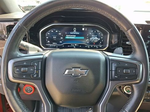 Used 2022 Chevrolet Silverado 1500 ZR2 w/ Technology Package AWD/4WD image 18