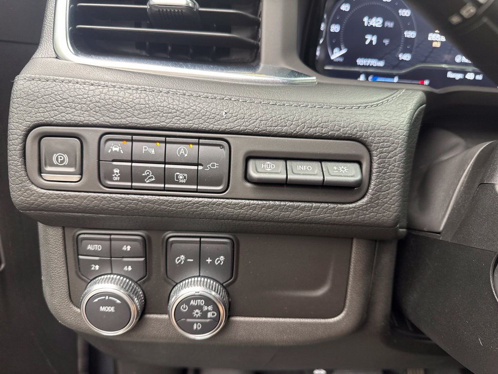 Used 2022 GMC Yukon Denali AWD/4WD image 27