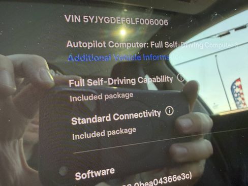 Used 2020 Tesla Model Y Long Range AWD/4WD image 26