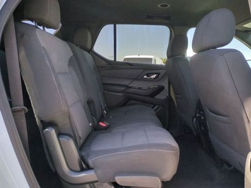 Used 2023 Chevrolet Traverse LT FWD image 33