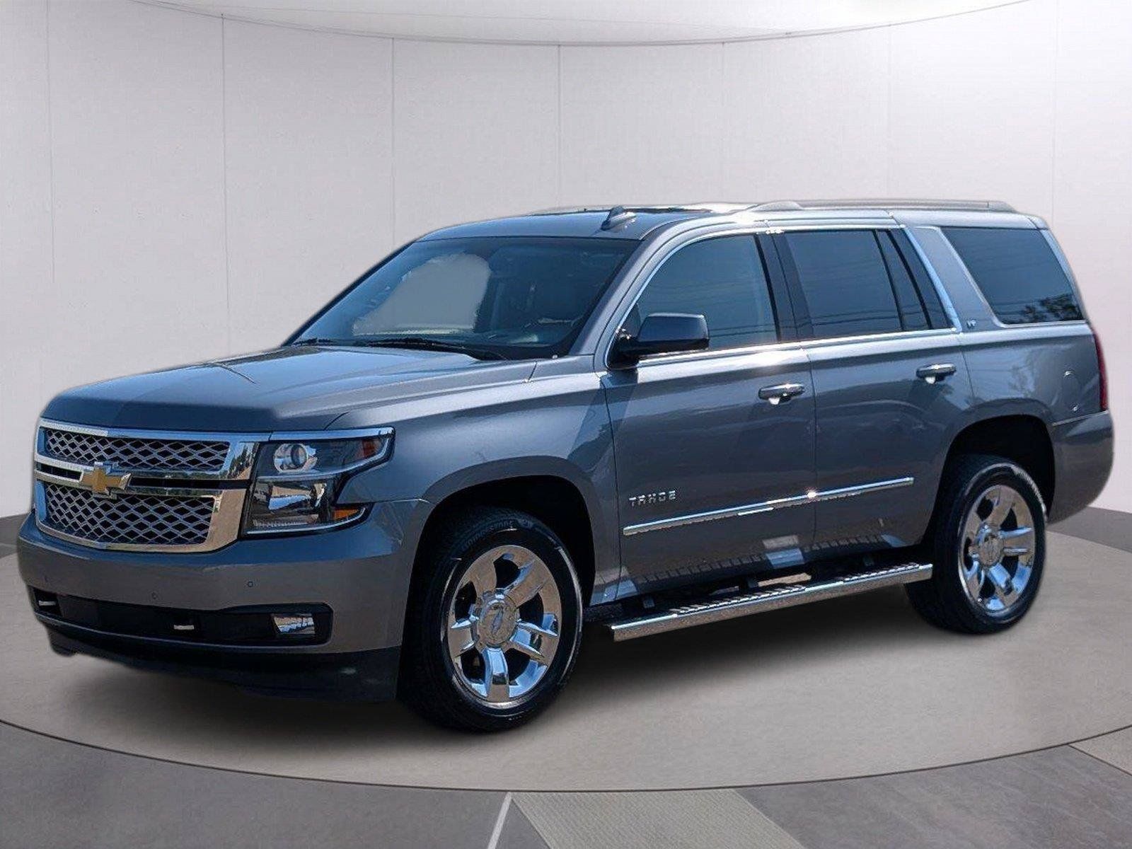 Used 2019 Chevrolet Tahoe LT w/ LT Signature Package RWD image 1
